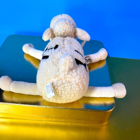 SERTA COUNTING SHEEP 1/2 PLUSH 2000 NWT PLASTIC EYES & NECK TAG WEARING BRACES - Picture 9 of 10